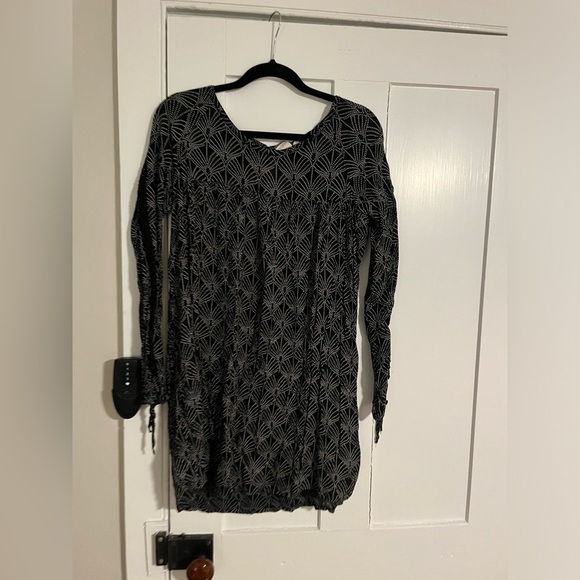 Roxy Tunic Blouse Light Weight Size Small - Picture 1 of 9